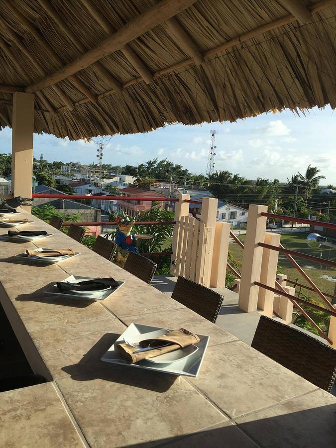 Yocamatsu Bed & Breakfast Caye Caulker Bagian luar foto